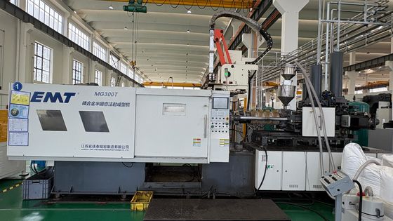 Harga yang bagus 3000 kN Magnesium Die Casting Machines Dengan 51/66 mm Screw Diameter Dan 392/656cm Sup3 Teoritis Injeksi Volume on line