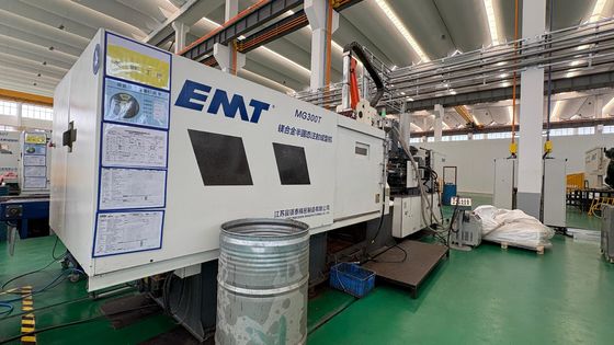 Harga yang bagus 150 Mm Ejector Stroke Magnesium Alloy Die Casting Machine with 5000 KN Clamping Force and 380V/50Hz Power Supply on line