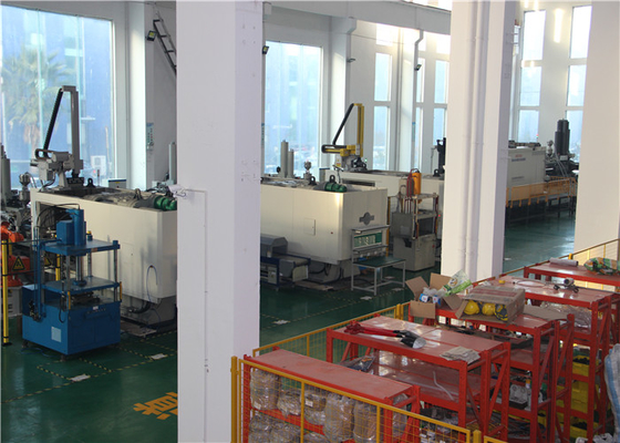 Harga yang bagus Quick TS16949 Injection Molding Equipment Three-Phase Thixomolding Process on line